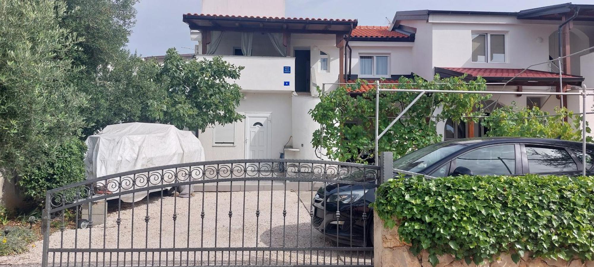 Apartman Jelena วีร์ ภายนอก รูปภาพ